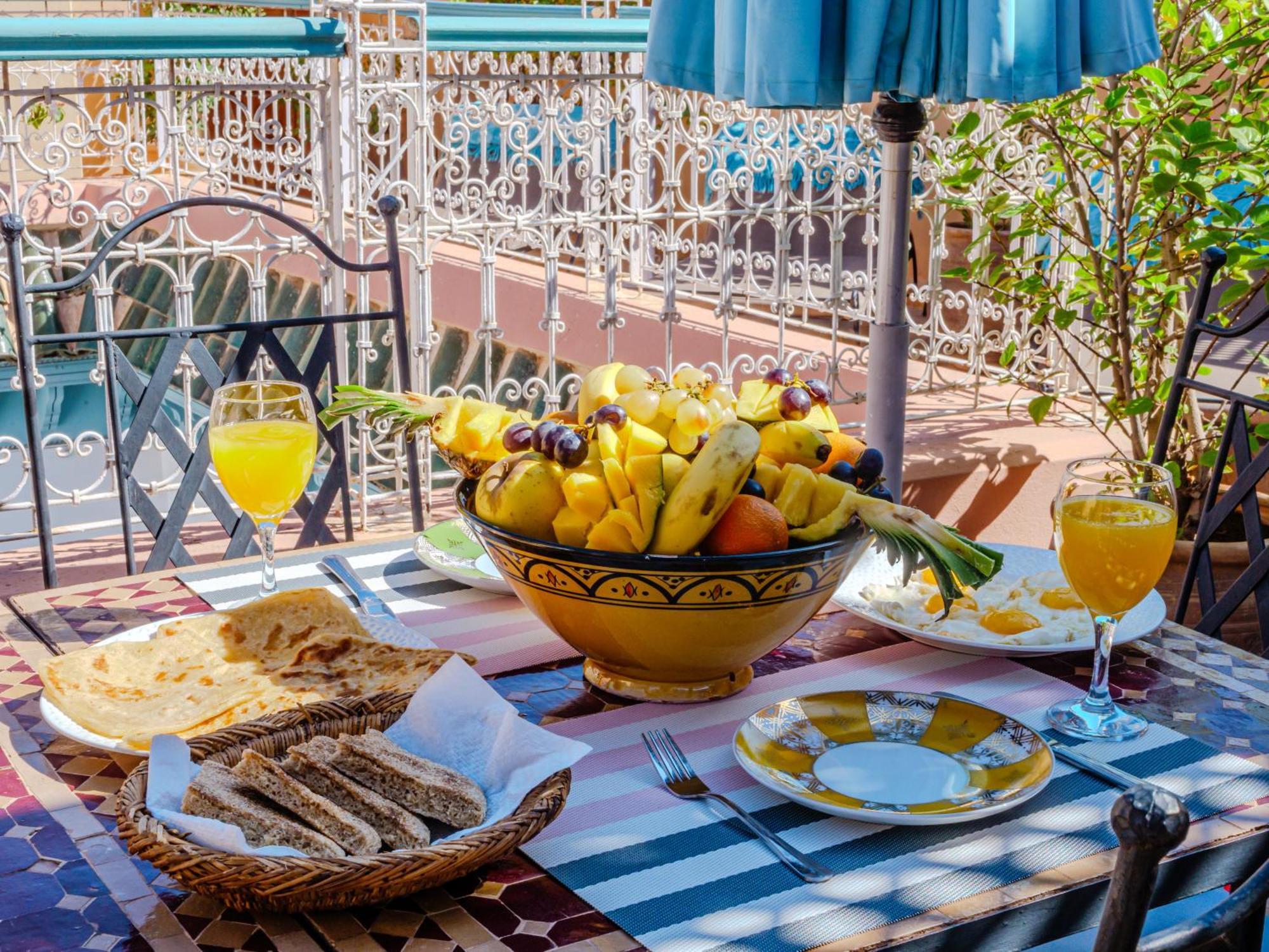 Riad Ayla Avec Piscine Privee มาร์ราเกช ภายนอก รูปภาพ