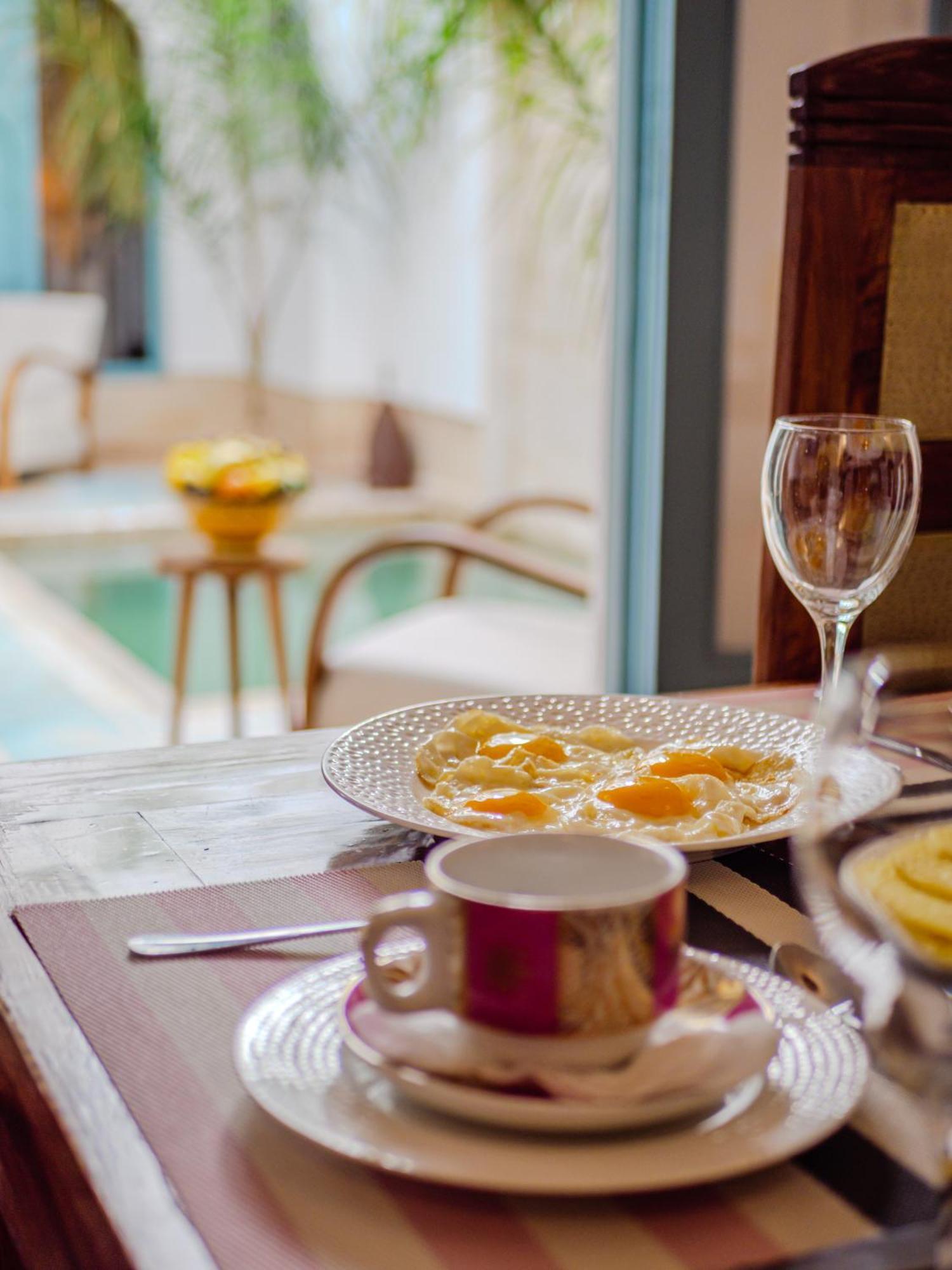 Riad Ayla Avec Piscine Privee มาร์ราเกช ภายนอก รูปภาพ